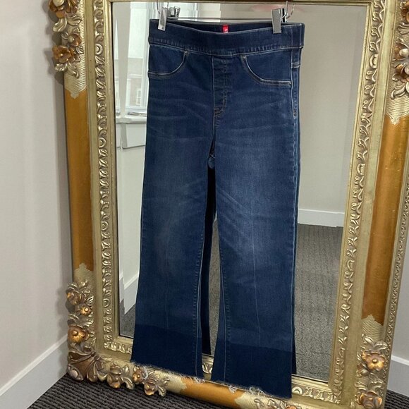 Spanx Denim Regular Fit High Rise Flare Jeans Slash Pockets Size S Blue - Picture 1 of 2
